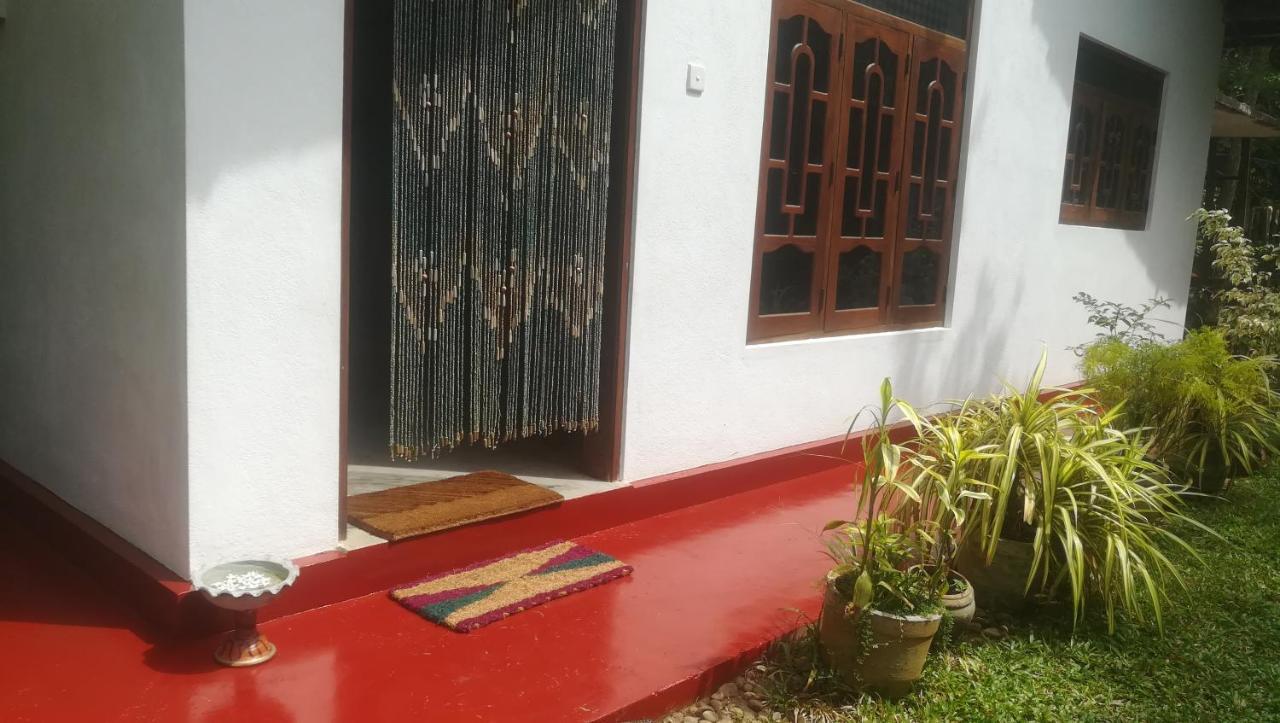 Bamboo Home Stay Hiriketiya Dikwella Ngoại thất bức ảnh